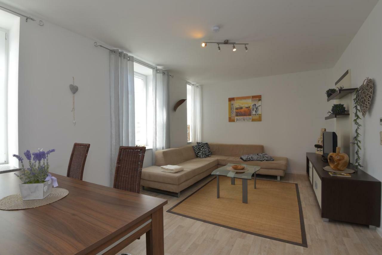 Ferienwohnung ซอนเนอแบร์ก ภายนอก รูปภาพ